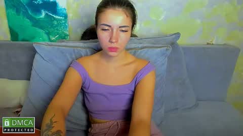 kiraa sunny online show from November 29, 9:41 pm