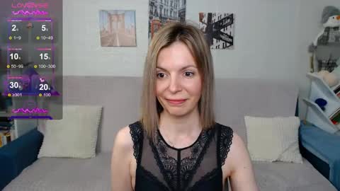 kiramartins cat online show from March 8, 4:37 pm