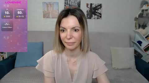 kiramartins cat online show from February 2, 3:54 am