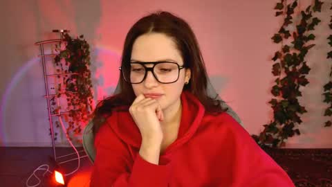 kiravair online show from April 19, 6:10 pm