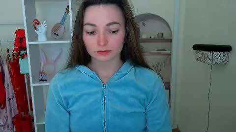 Valeria online show from May 31, 2:45 pm