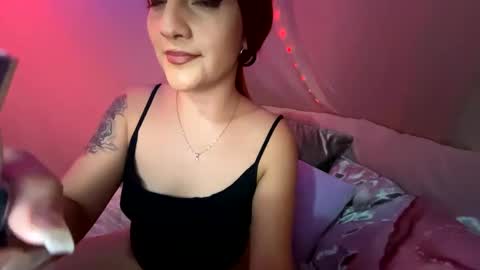 Kissah Kreampuff online show from December 16, 7:26 am