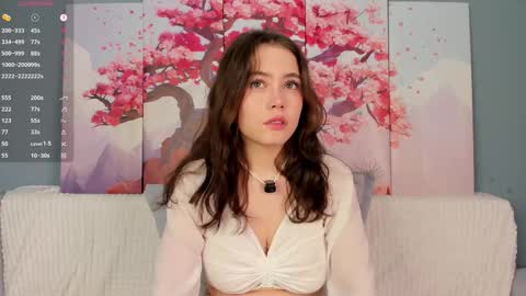 Mia online show from November 28, 7:44 am