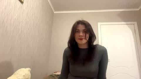 kissuthistime online show from April 29, 4:09 pm