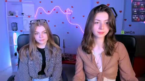 kitniss online show from June 4, 7:29 pm