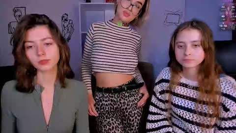 kitniss online show from January 16, 8:27 pm