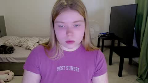 Jennyblonde and Emmabrunette online show from May 29, 4:27 pm