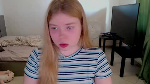 Jennyblonde and Emmabrunette online show from June 3, 3:06 pm