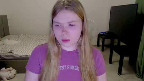 Jennyblonde and Emmabrunette online show from July 11, 4:51 pm