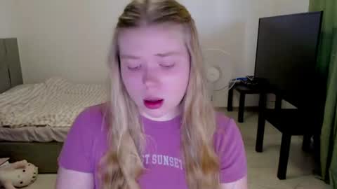 Jennyblonde and Emmabrunette online show from July 21, 3:13 pm