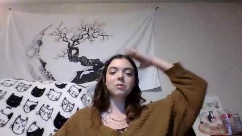 kittenqueen333 online show from December 17, 10:25 pm