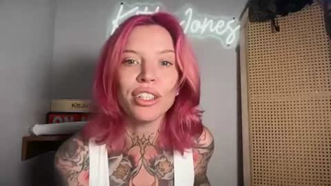 kittjones33 online show from June 28, 2:34 pm