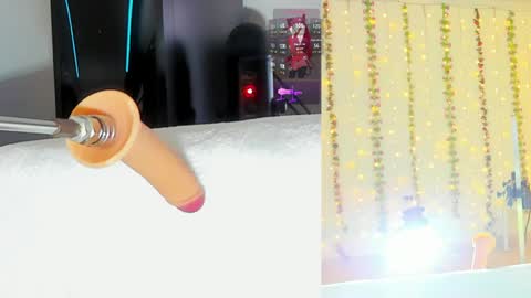 Kitty online show from April 17, 10:06 am