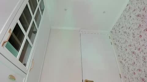 sophie online show from June 6, 6:58 pm