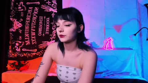 kitty_bang online show from February 4, 8:56 am