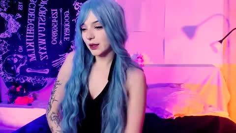 kitty_bang online show from January 29, 7:25 am