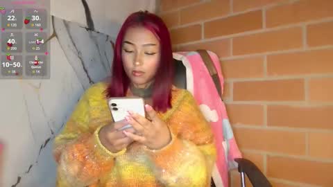 Snapshot of kitty_moon2 chatting on September 15, 11:12 pm Kitty online show from September 15, 11:12 pm