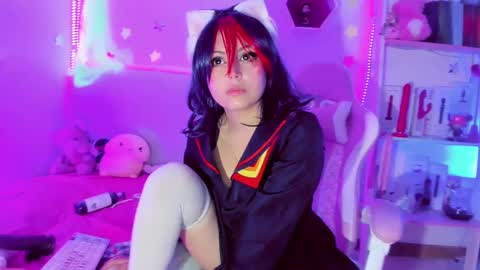     online show from March 10, 12:40 am