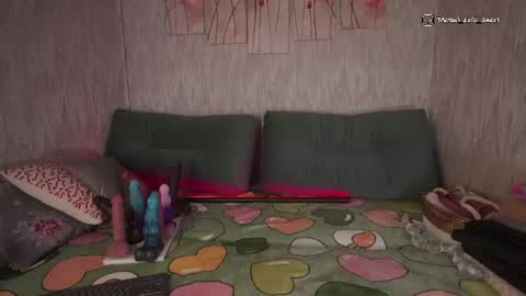 Kelsi and Ricky online show from August 4, 9:26 am