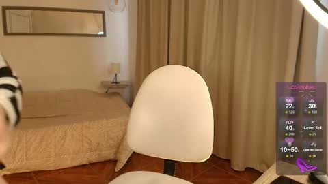 kitty online show from April 17, 2:08 pm