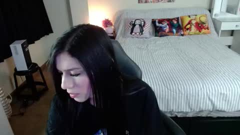 Isabel online show from March 21, 4:17 am