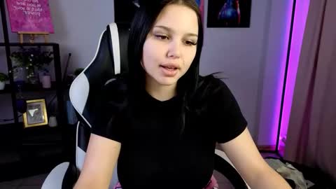 kittykriss_ online show from November 25, 3:41 am