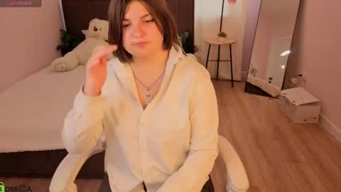 KittyLiikk online show from June 25, 5:12 am