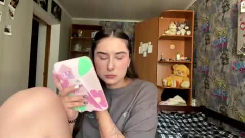 Molly online show from July 29, 11:21 am