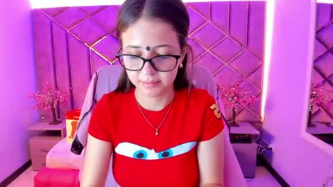 Sarah online show from July 16, 1:48 pm