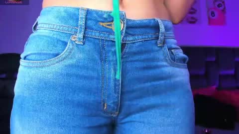 kitty online show from April 22, 6:49 pm