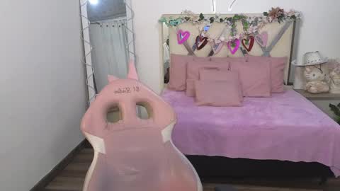 Kitty  online show from March 7, 7:05 pm