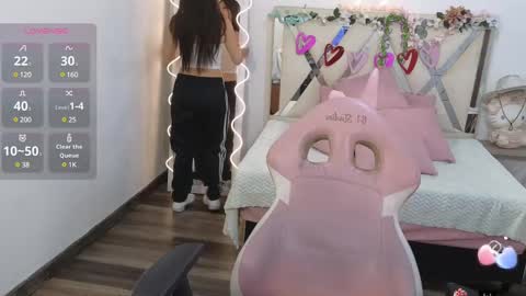 Kitty  online show from March 12, 7:04 pm