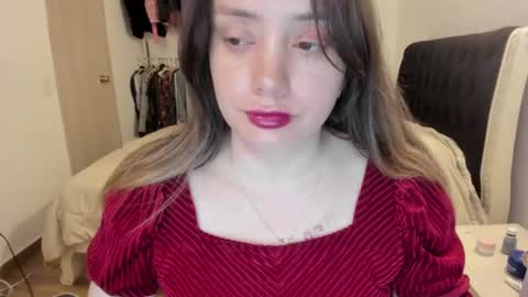 kittywantslove23 online show from June 29, 2:18 am