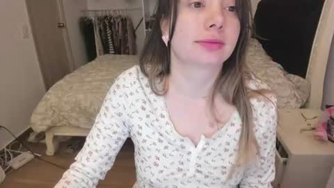 kittywantslove23 online show from July 24, 11:08 am