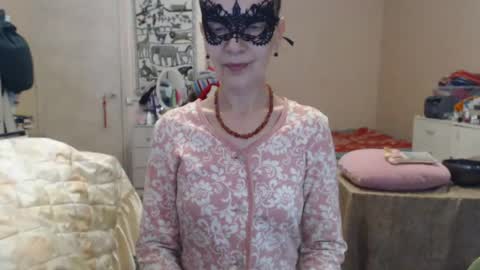 KiuminBerry online show from July 10, 2:17 pm
