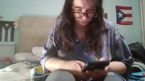 kivs19 online show from February 15, 3:42 am