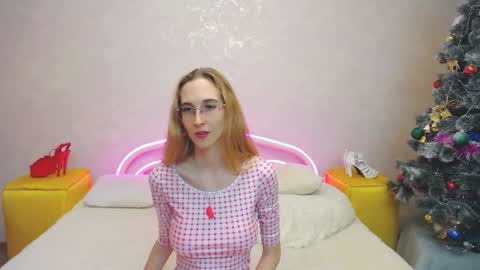 Snapshot of klaryevans chatting on January 9, 11:36 am Klary online show from January 9, 11:36 am
