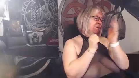 Michelle online show from November 10, 6:52 am