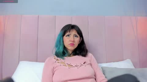 Kleo online show from April 18, 7:58 pm