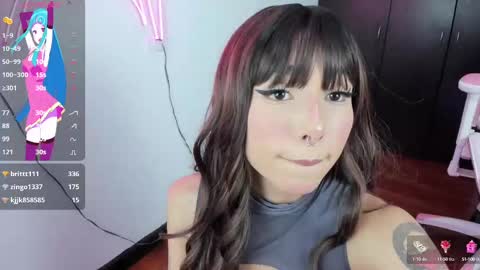 Snapshot of kloeking_ chatting on September 24, 1:26 am kloe online show from September 24, 1:26 am