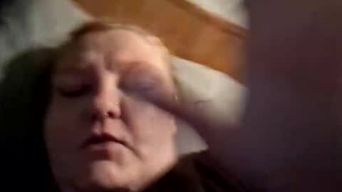 kmarie1196 online show from May 13, 10:32 am
