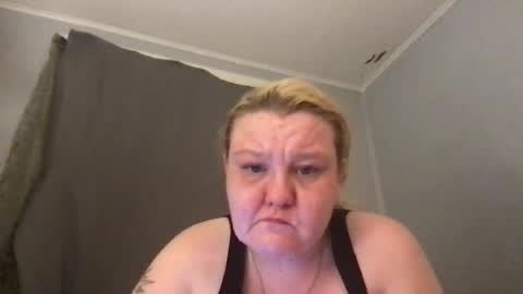 kmarie1196 online show from July 27, 7:27 am