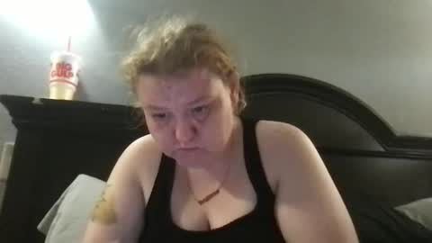 kmarie1196 online show from June 5, 11:38 am