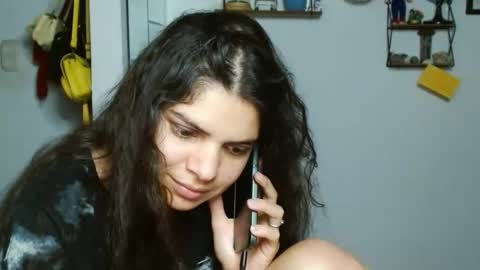 Snapshot of koranikky08 chatting on January 31, 12:39 am Karoll online show from January 31, 12:39 am