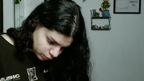 Snapshot of koranikky08 chatting on September 20, 2:10 am Karoll online show from September 20, 2:10 am