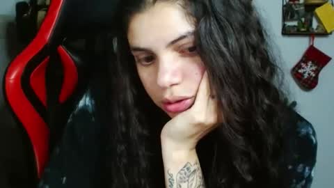 Snapshot of koranikky08 chatting on December 21, 2:41 am Karoll online show from December 21, 2:41 am