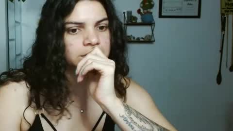 Snapshot of koranikky08 chatting on October 11, 10:45 pm Karoll online show from October 11, 10:45 pm