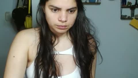 Snapshot of koranikky08 chatting on February 8, 12:28 am Karoll online show from February 8, 12:28 am