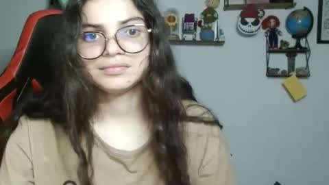 Snapshot of koranikky08 chatting on February 19, 2:12 am Karoll online show from February 19, 2:12 am