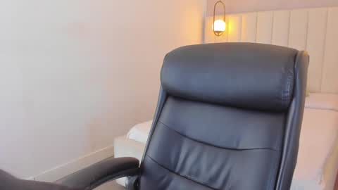 K O S M I C online show from September 10, 12:49 pm